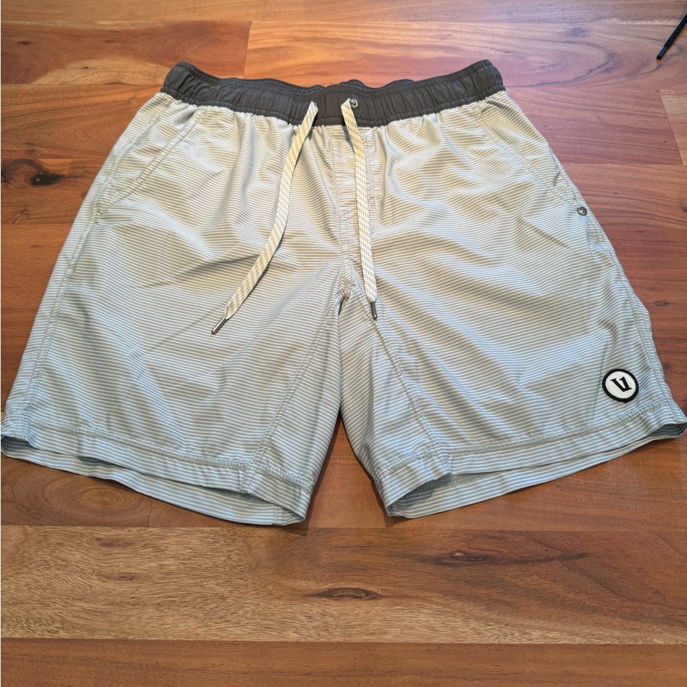 Men’s Vuori 7” Kore Athletic Shorts - Medium